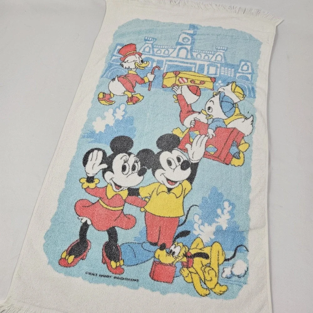 Vintage Disney Bath Towel Pacific Signature Mickey Mouse Minnie Donald Pluto USA